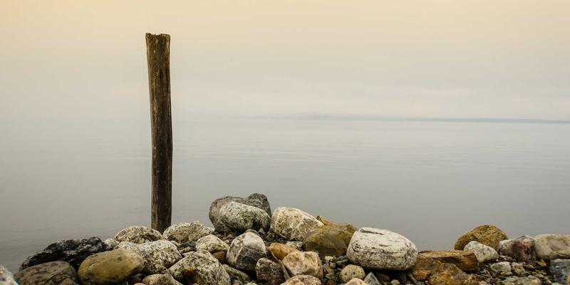 KIZ风格与慢时尚：投资清新风格单品，塑造历久弥新的个人形象