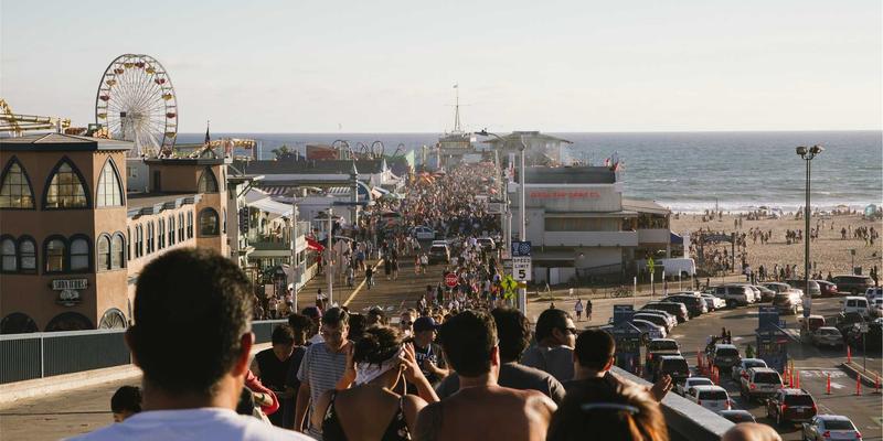 从清新风格到KIZ风格:形象设计的演变与内核解析