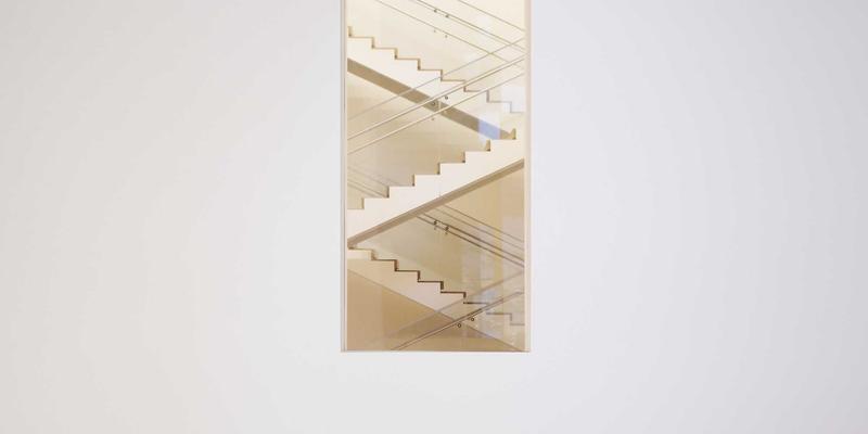 山系穿搭如何融入清新都市感？解锁轻户外场景下的KIZ风格个人形象塑造