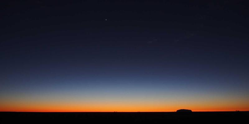 解密KIZ风格：橙色主题如何重塑个人形象的艺术密码